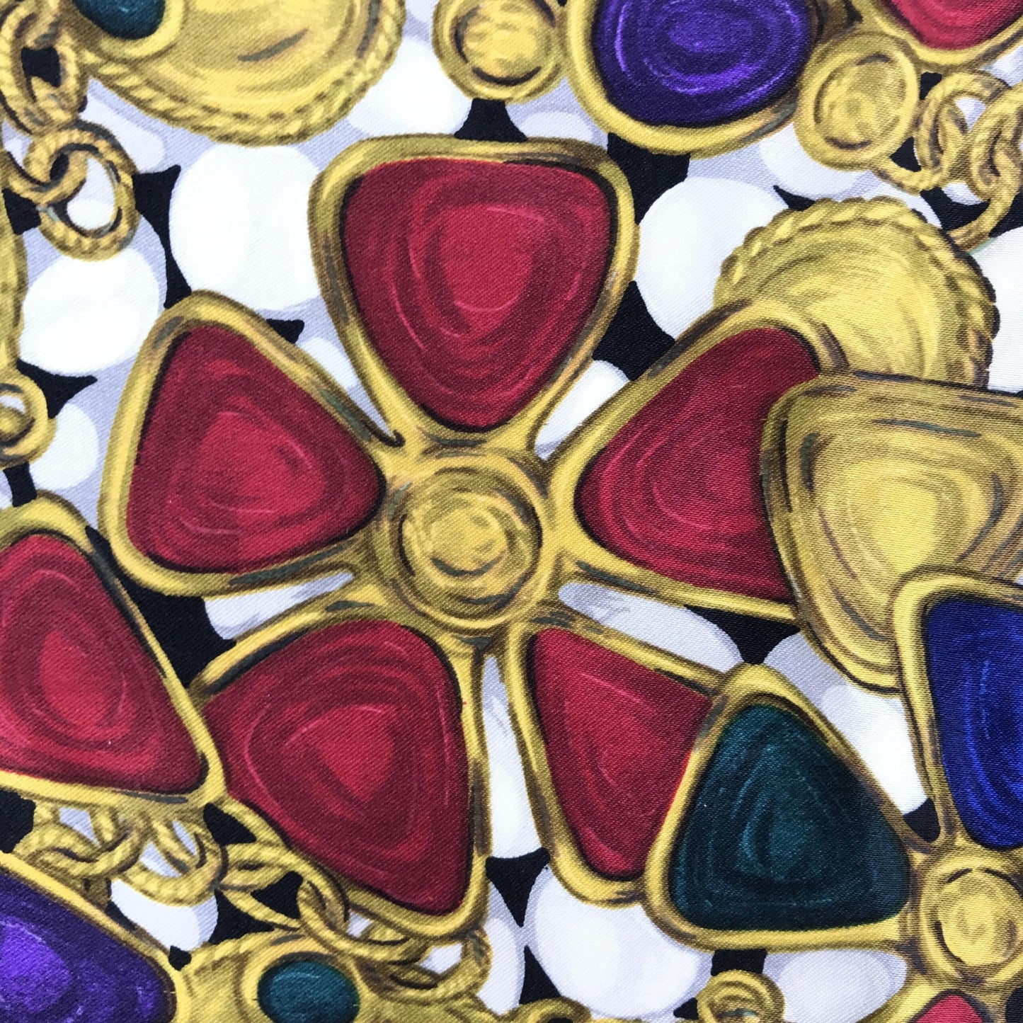 Chanel Preloved Silk Scarf with Vibrant Jewelry Print – A Luxurious Expression of Timeless Elegance