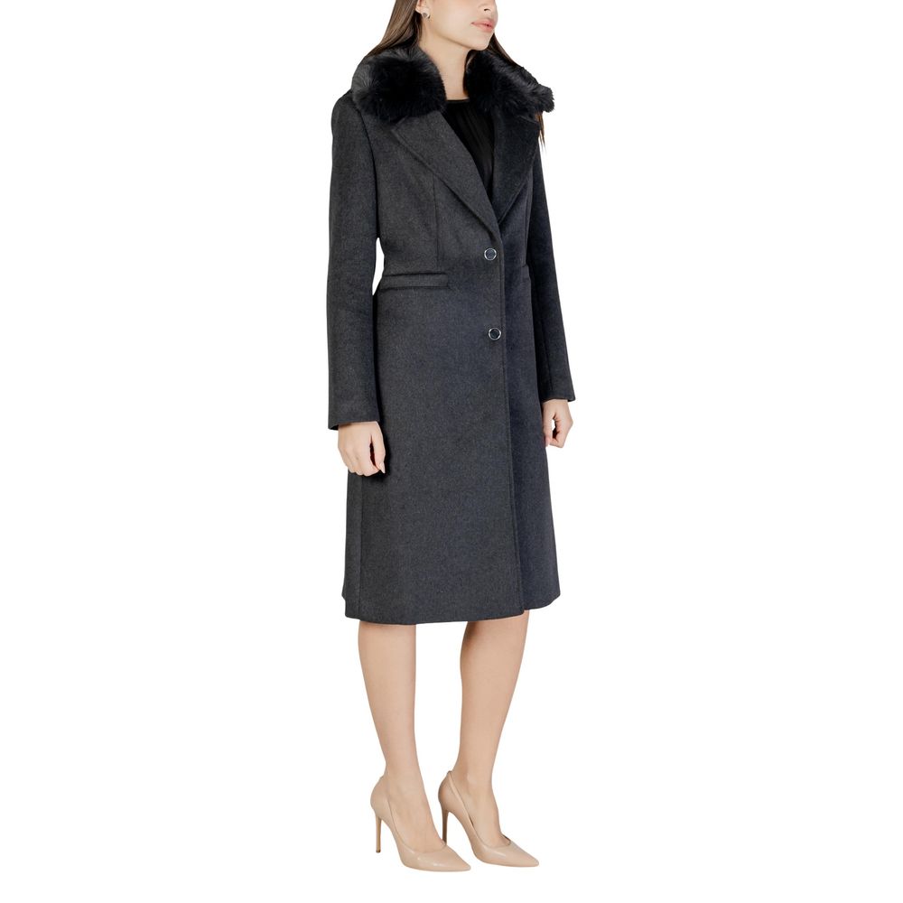 Guess KAROLE FUR COLLAR COAT W5BL19 W2642