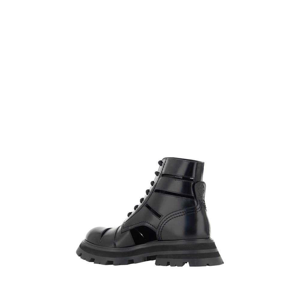Alexander McQueen Black Calf Leather Wander Combat Lace-Up Boots