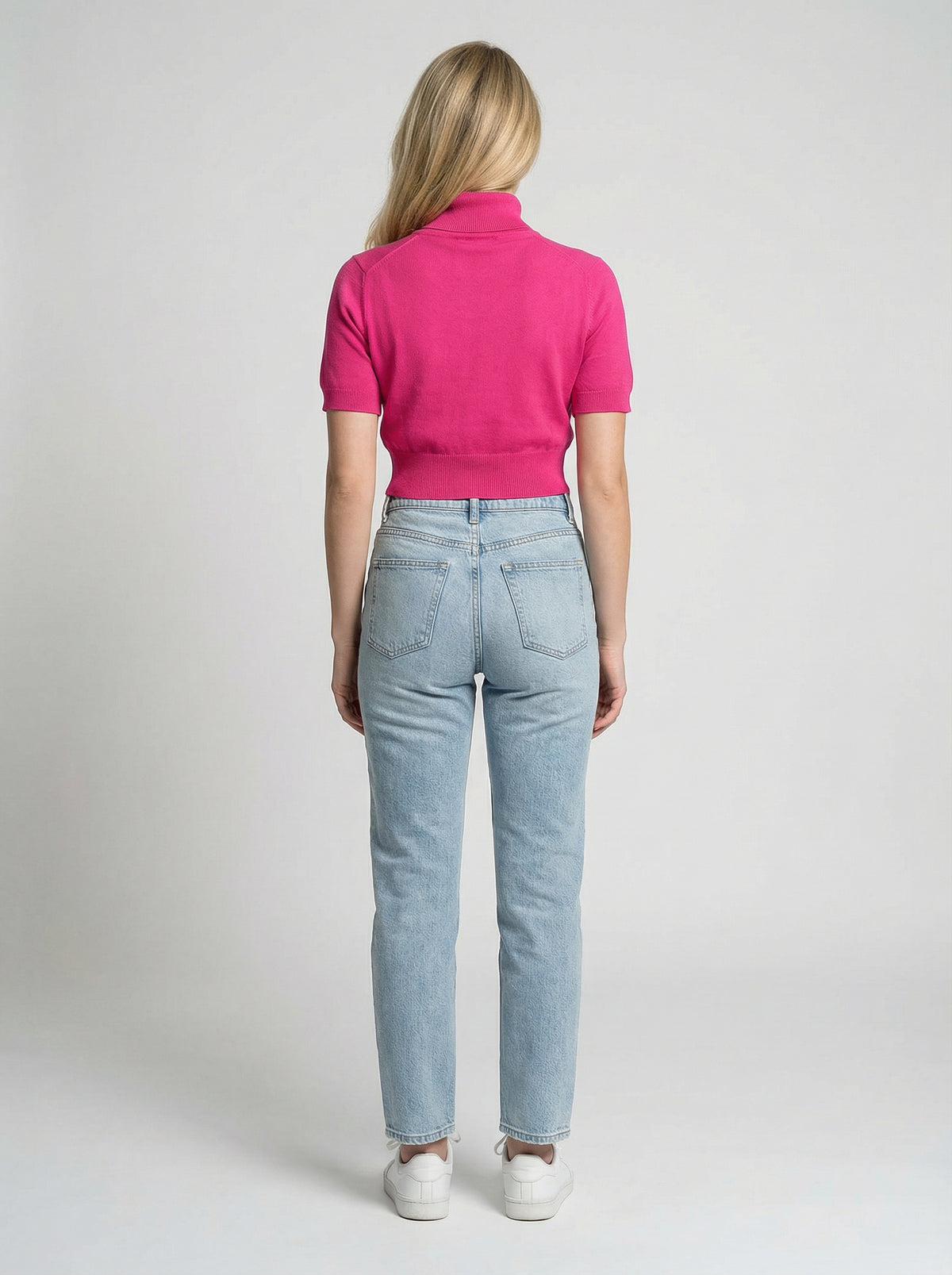 Dolce & Gabbana Pink Silk Turtleneck Pullover - IT40|S