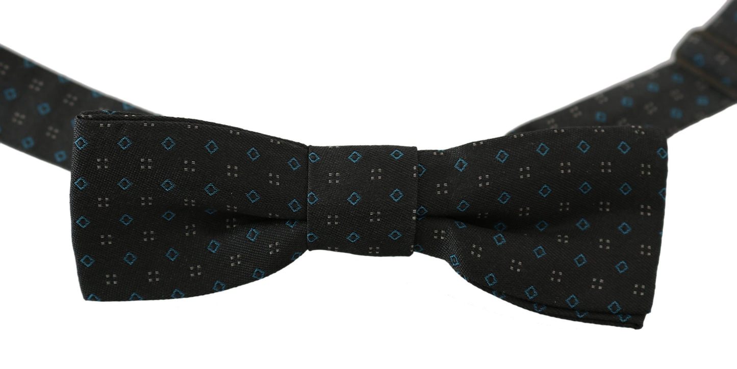 - Elegant Gray Silk Patterned Bow Tie