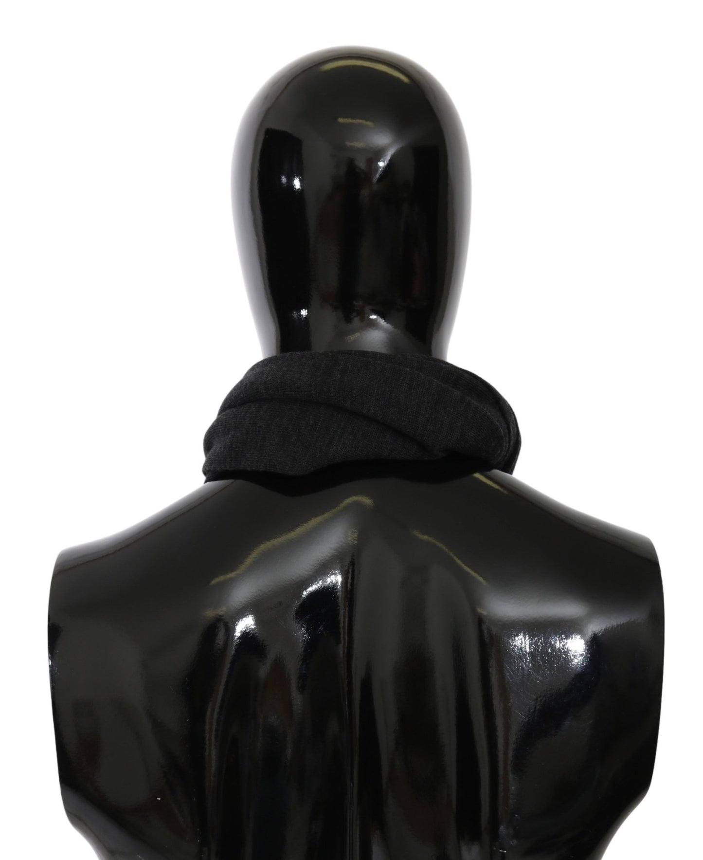 - Chic Woolen Embroidered Men's Scarf