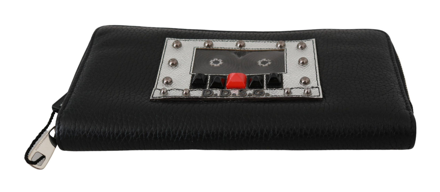 - Elegant Black Leather Zip Continental Wallet
