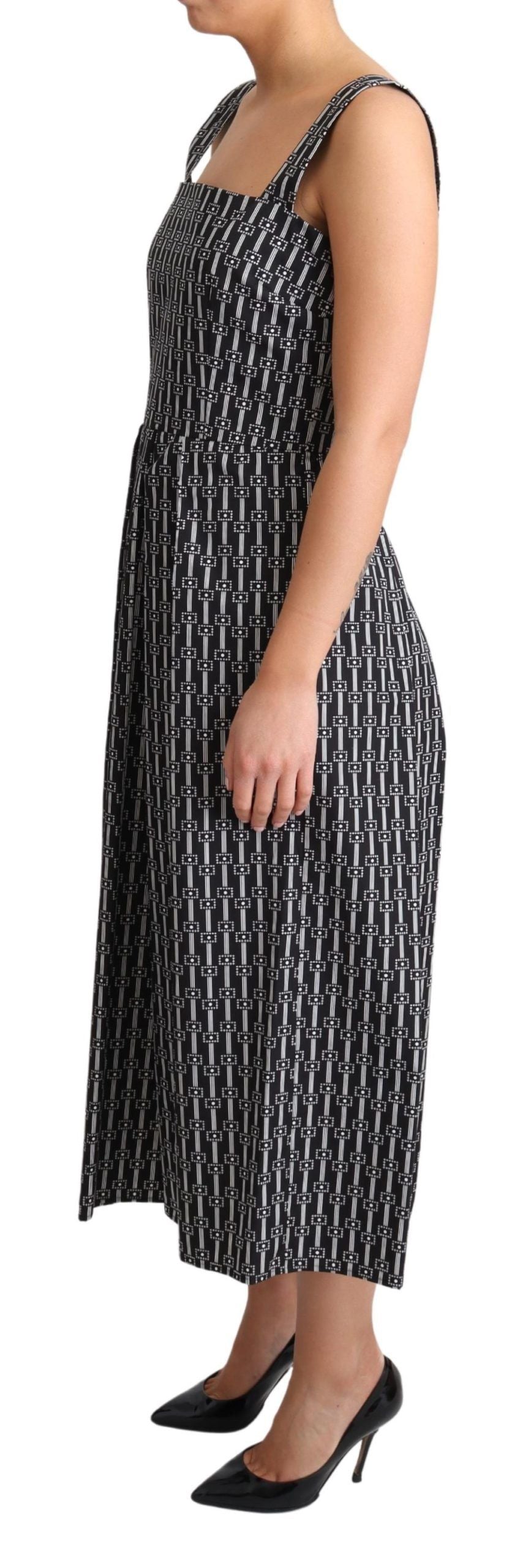 - Elegant Sleeveless Geometric A-line Dress