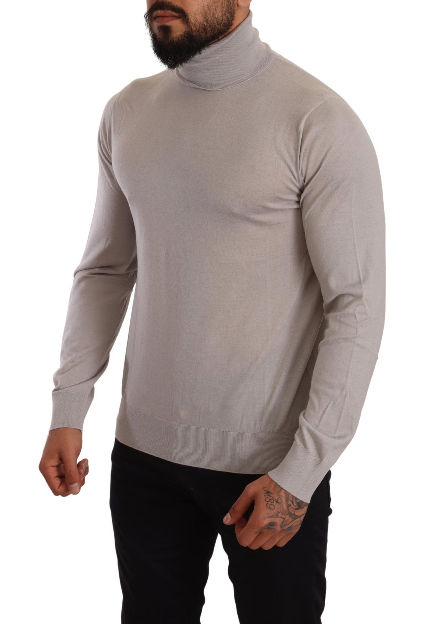 - Elegant Light Blue Cashmere Turtleneck Sweater