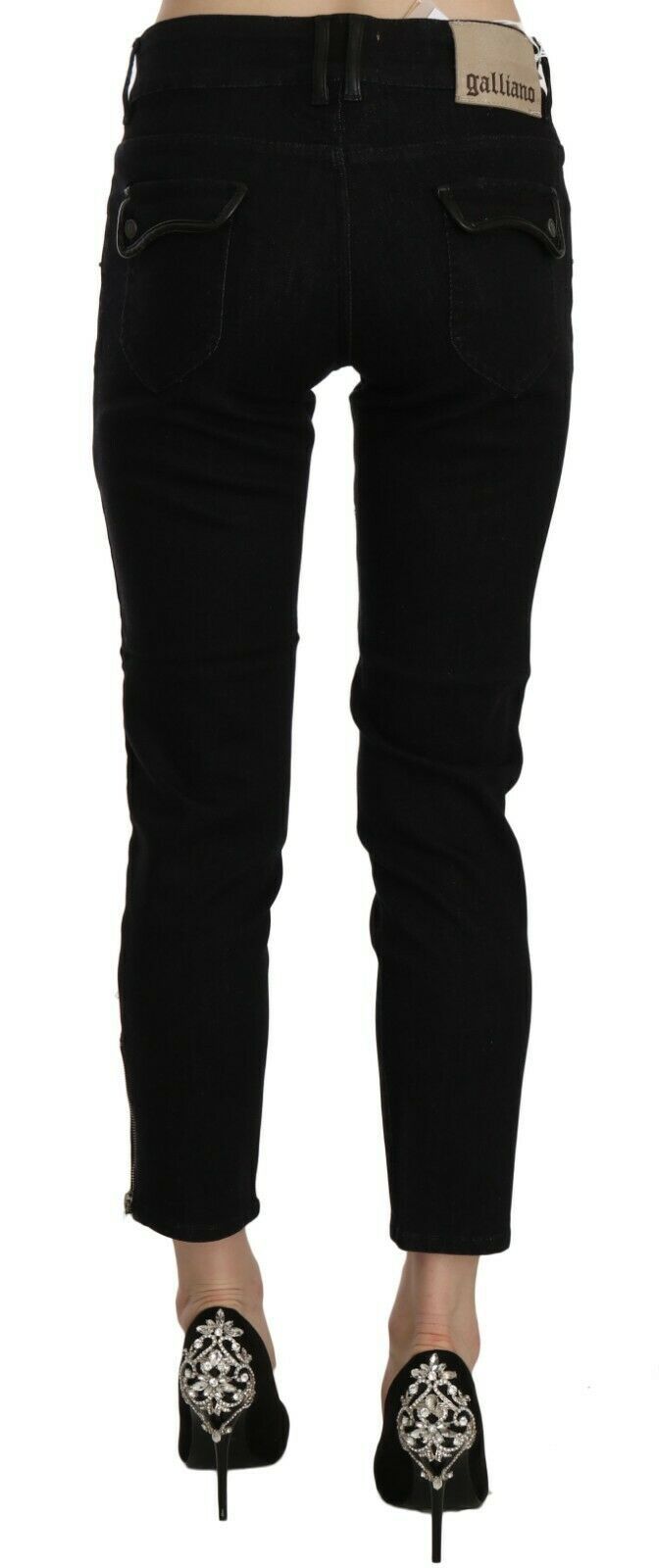 - Chic Black Mid Waist Slim Cropped Jeans