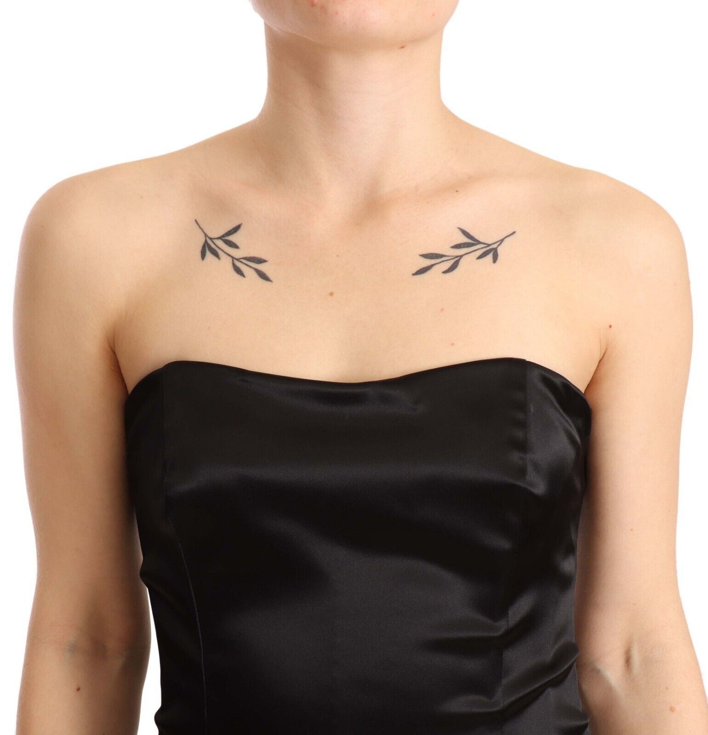 - Elegant Black Strapless Mermaid Dress