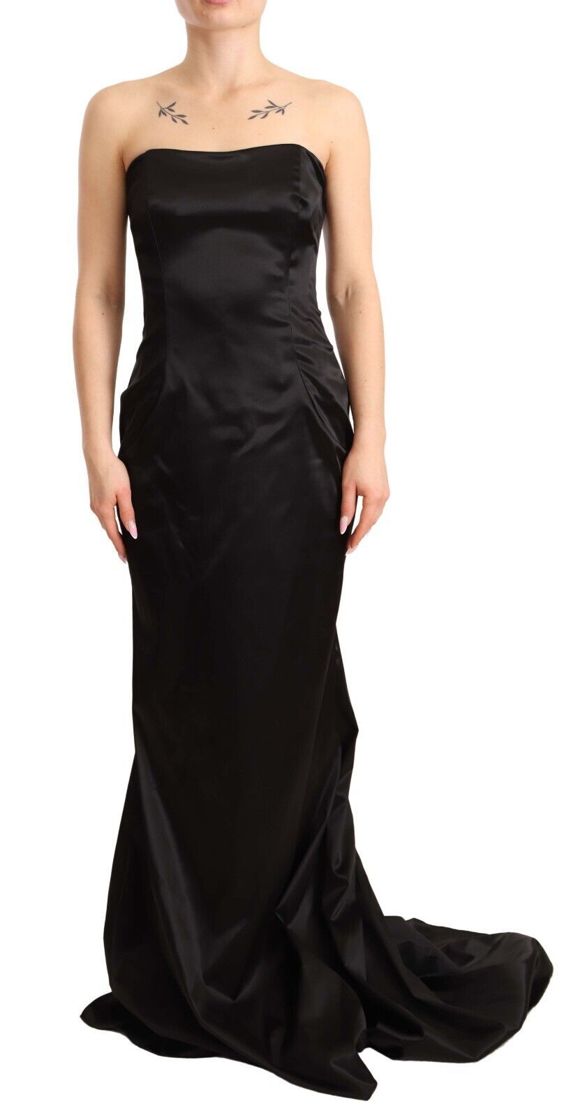 - Elegant Black Strapless Mermaid Dress