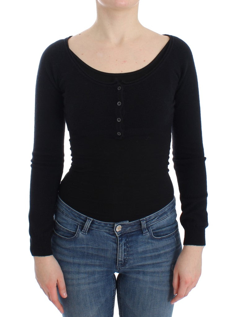 - Chic Cropped Black Wool-Cashmere Sweater