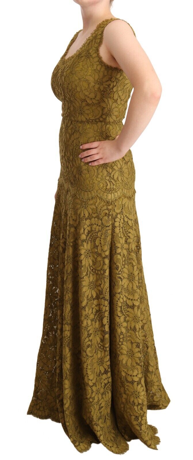 - Elegant Lace Floor-Length Sleeveless Gown