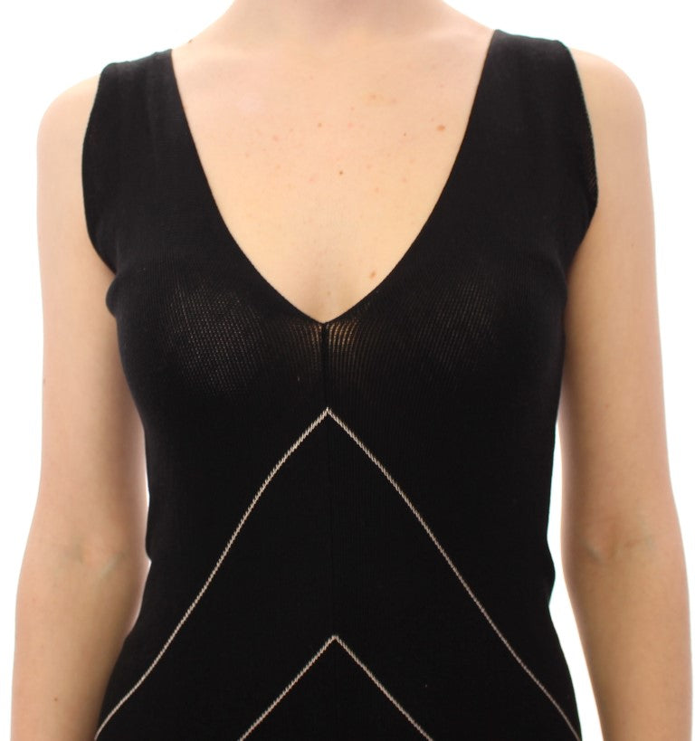 - Chic Monochrome Knitted Dress