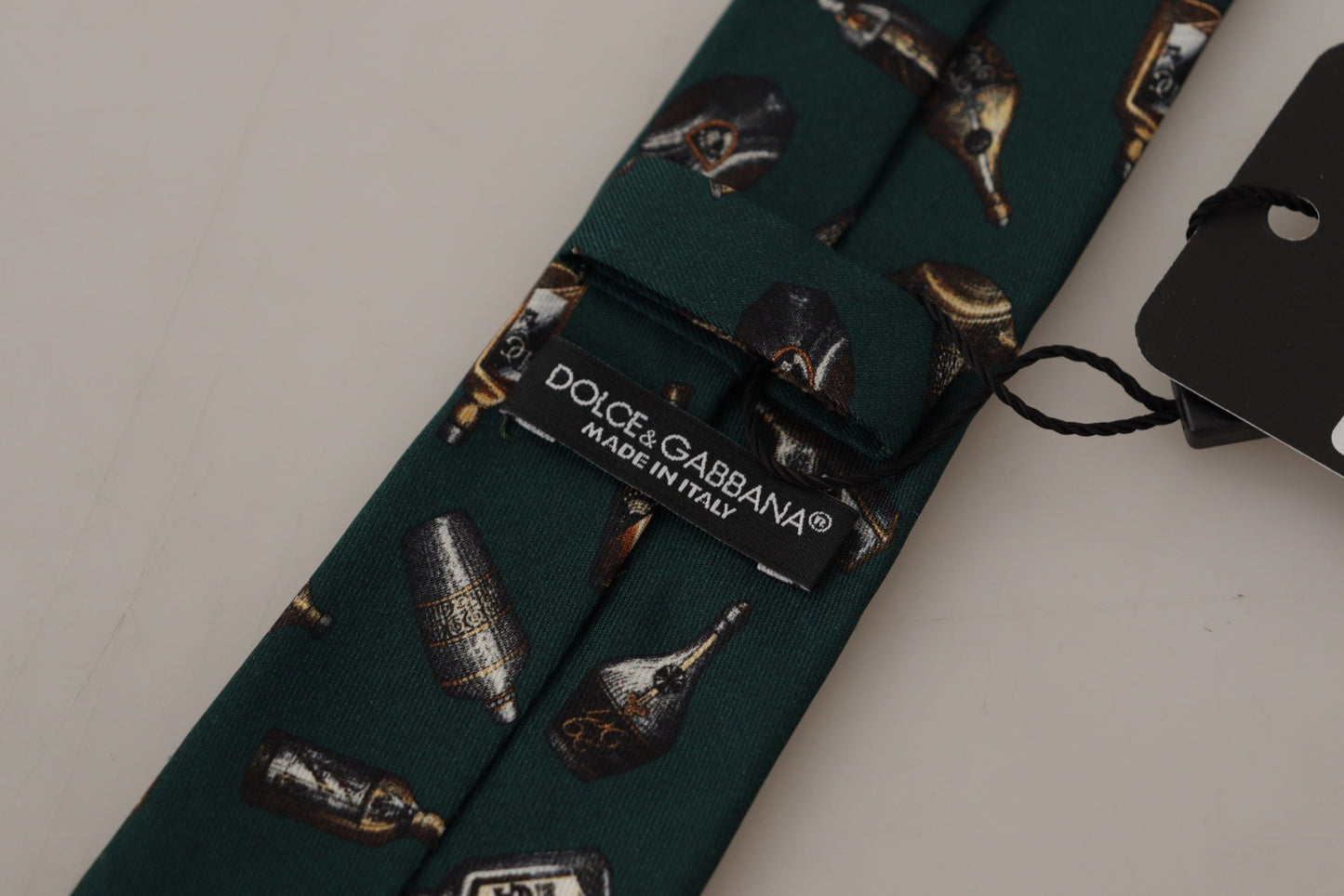 - Elegant Silk Men's Designer Bow Tie