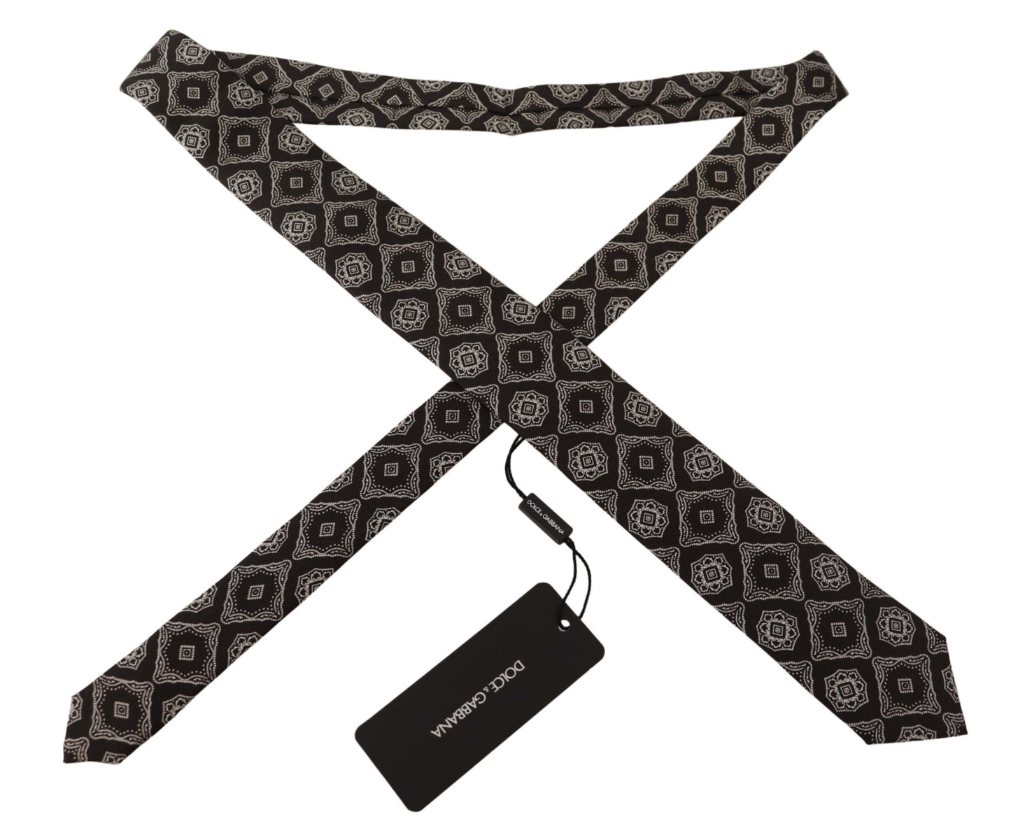 - Elegant Silk Geometric Bow Tie
