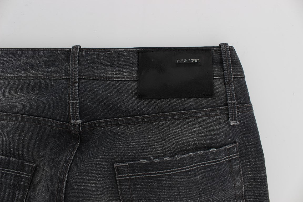 - Elevate Your Style with Timeless Gray Jeans