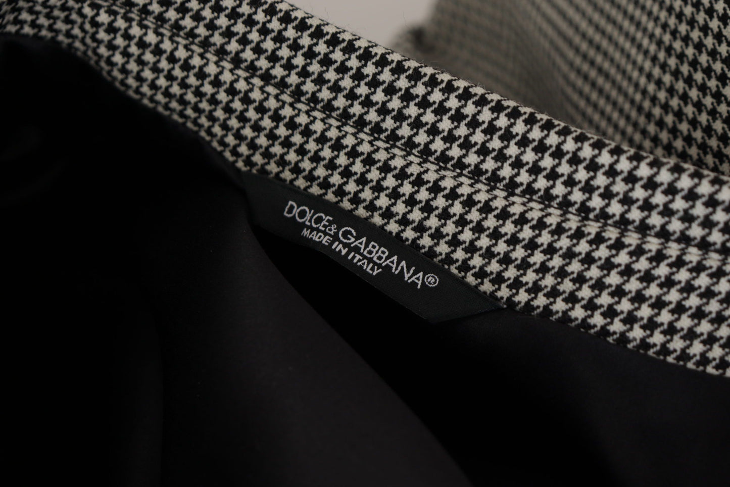 - Elegant Gray Checkered Wool Blazer