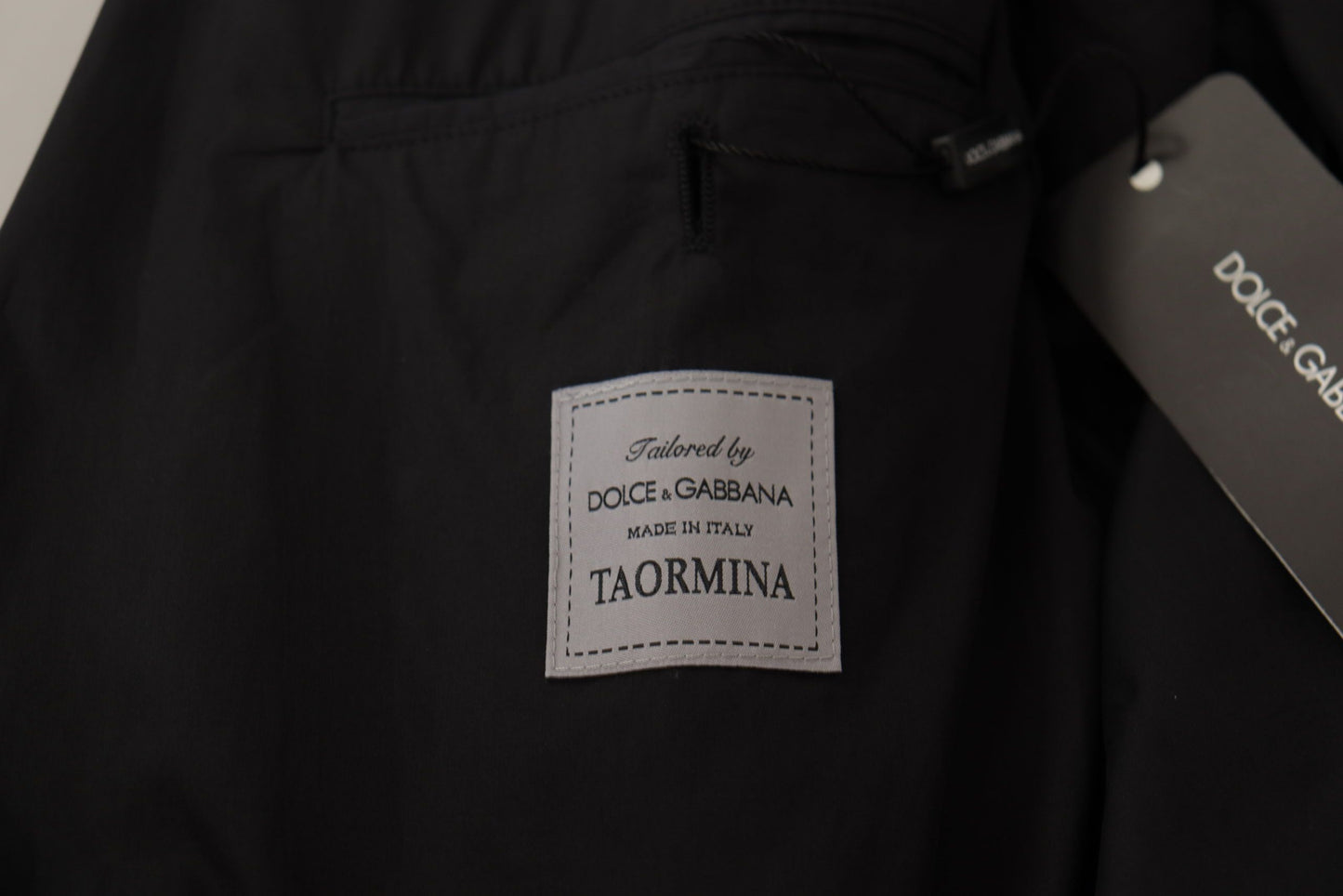 - Elegant Taormina Black Cotton Blazer