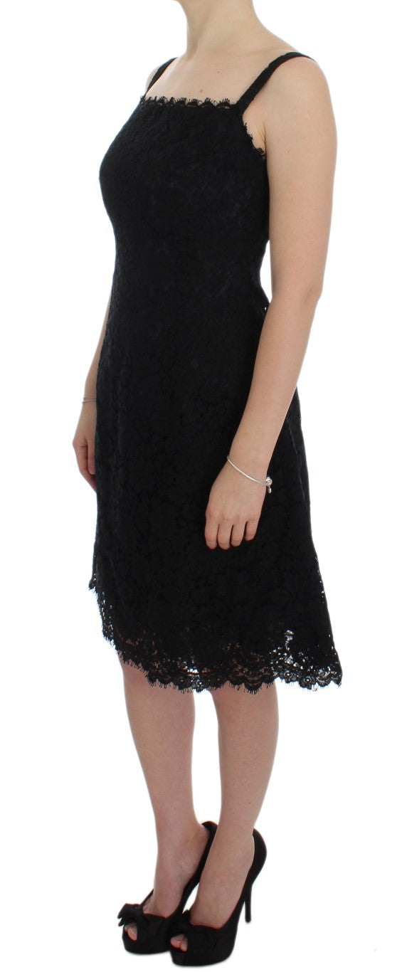 - Elegant Black Floral Lace Knee-Length Dress