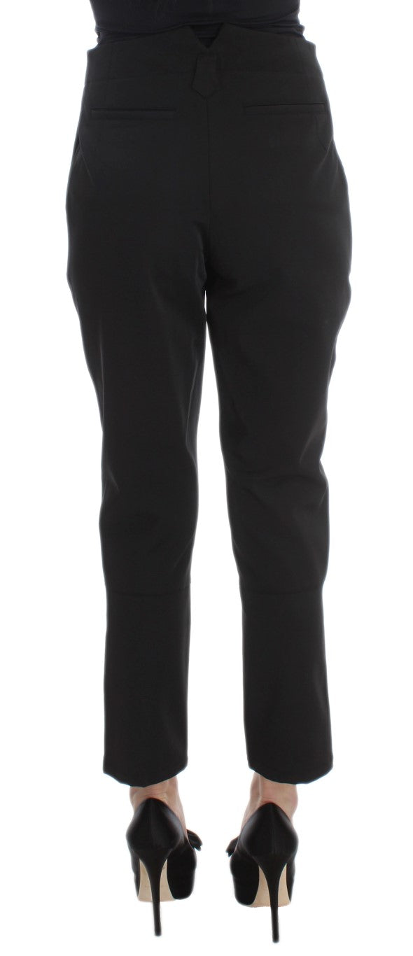 - Elegant Cropped Capri Pants in Black