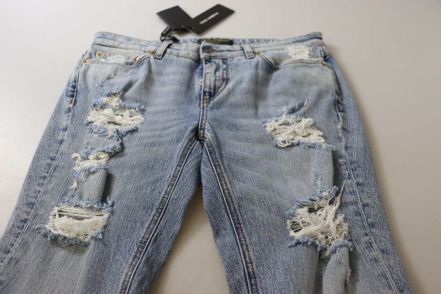 - Elegant Skinny Fit Denim for Sophisticated Style