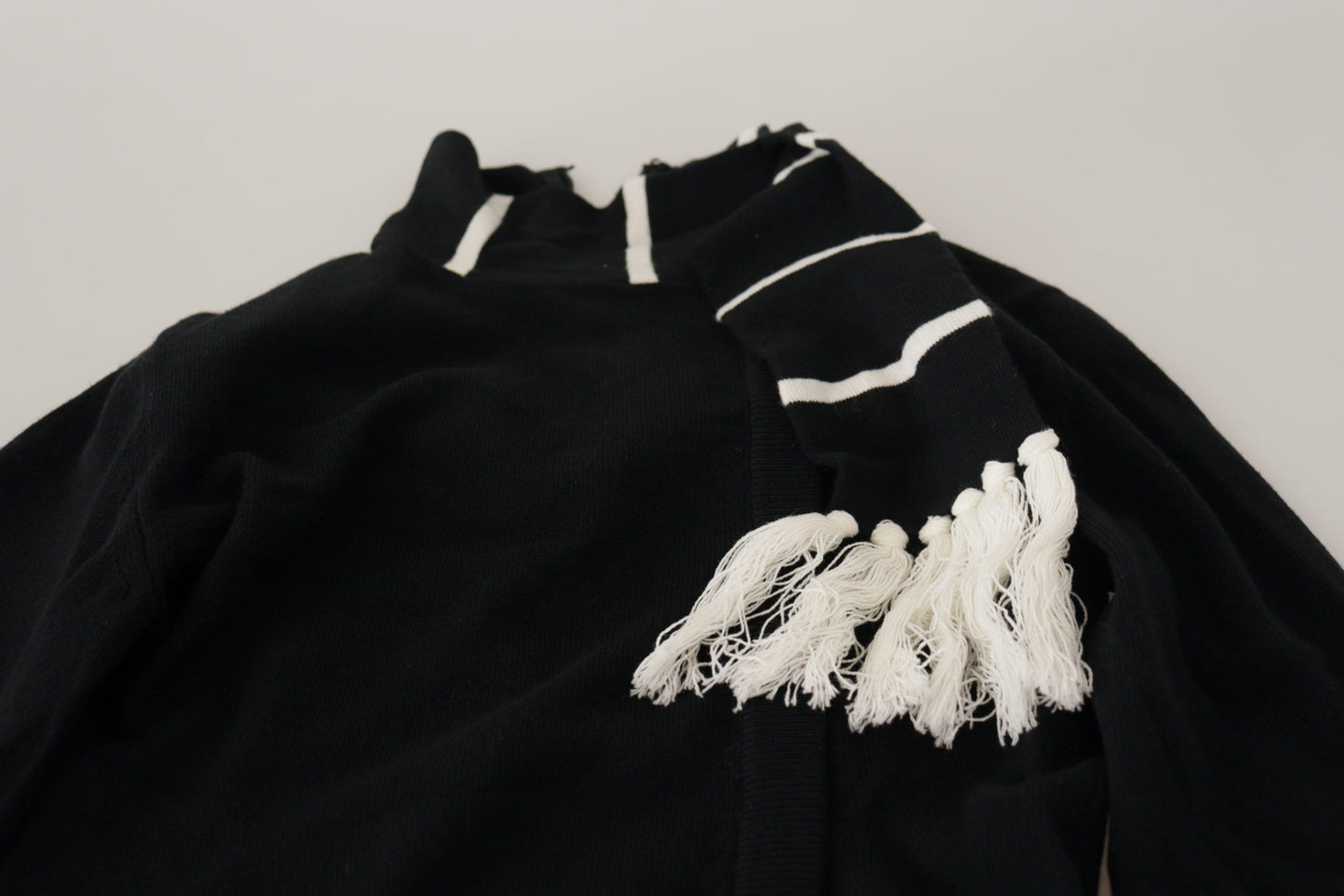 - Elegant Black Cashmere Turtleneck Sweater