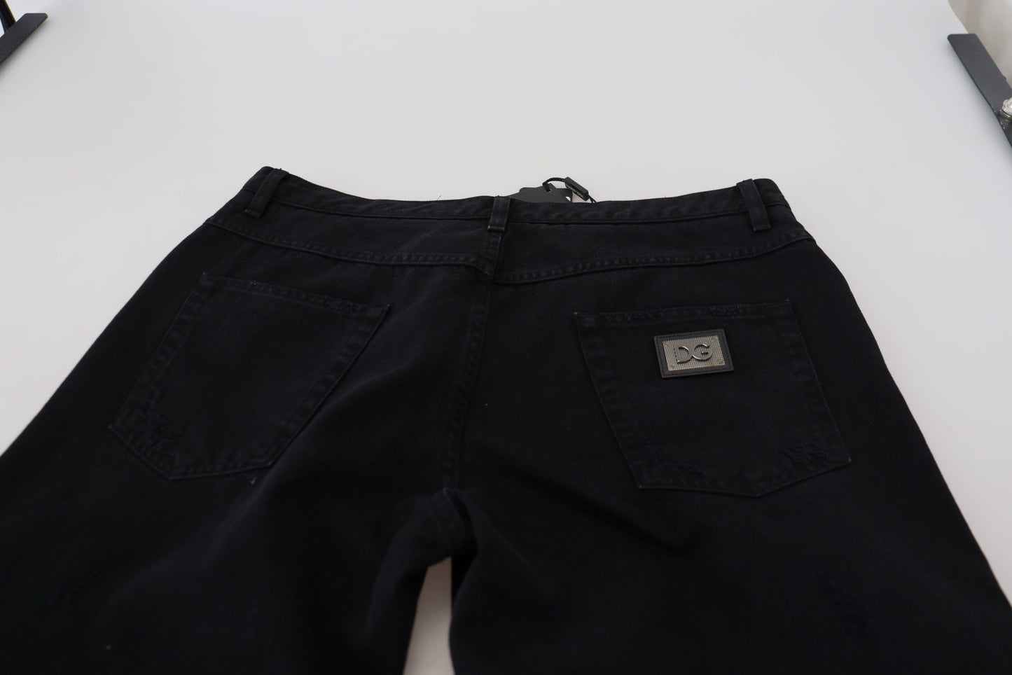 - Elegant Black Loose Fit Italian Jeans