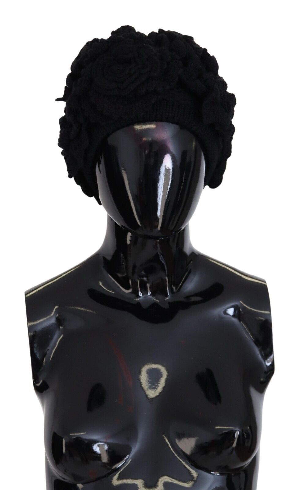 - Elegant Black Virgin Wool Beanie Hat