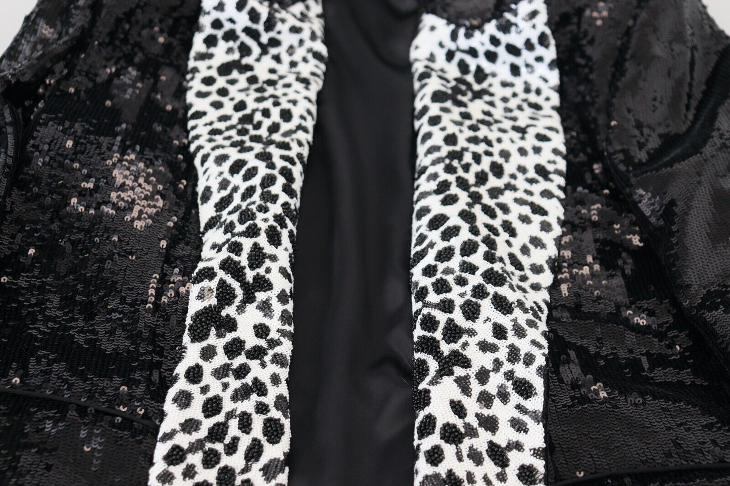 - Elegant Black Single Breasted Blazer