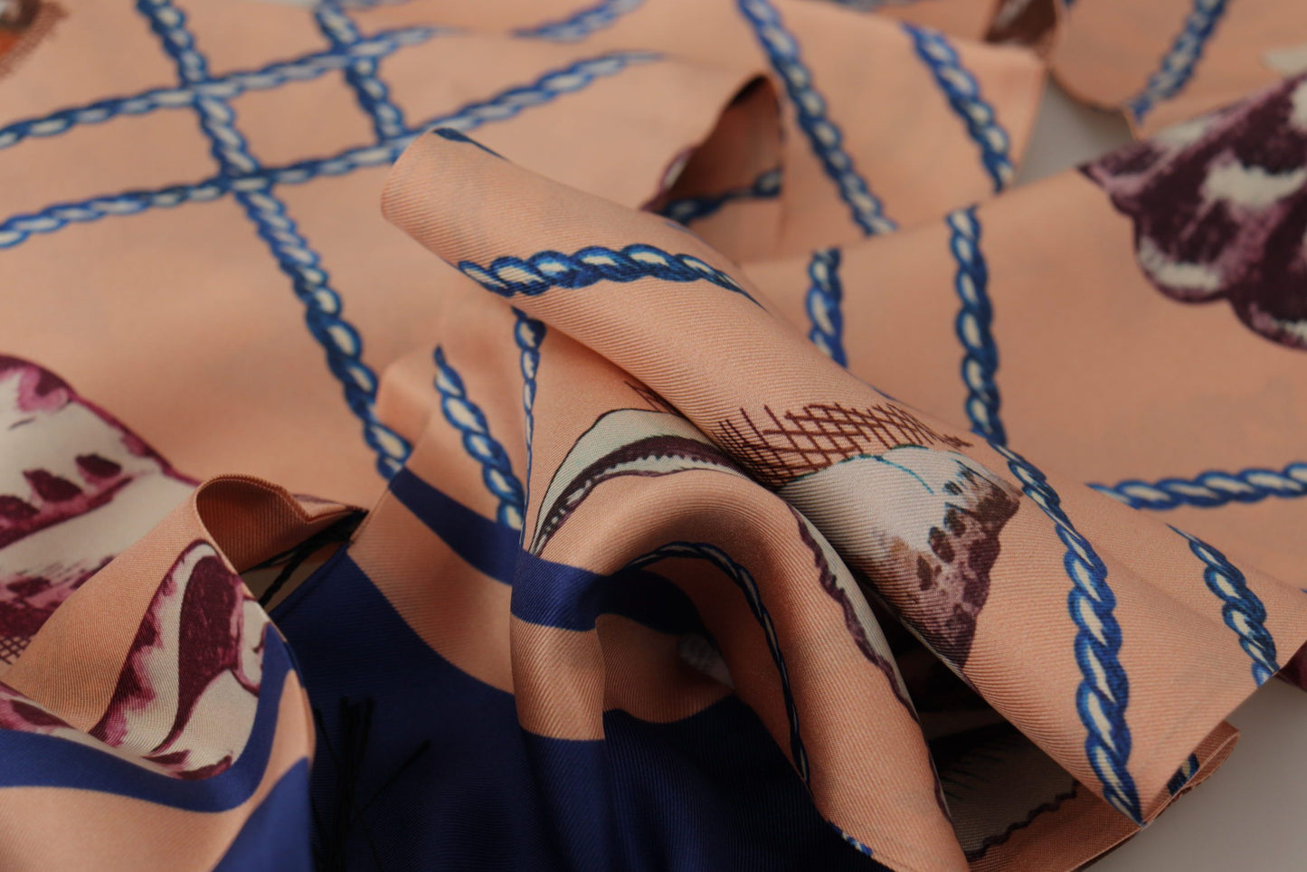 - Elegant Silk Men's Scarf Wrap - Multicolor Luxury Accessory