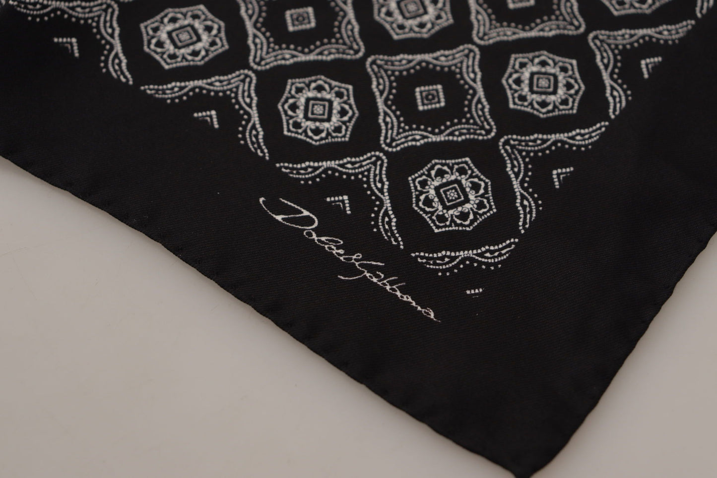 - Elegant Geometric Silk Square Scarf