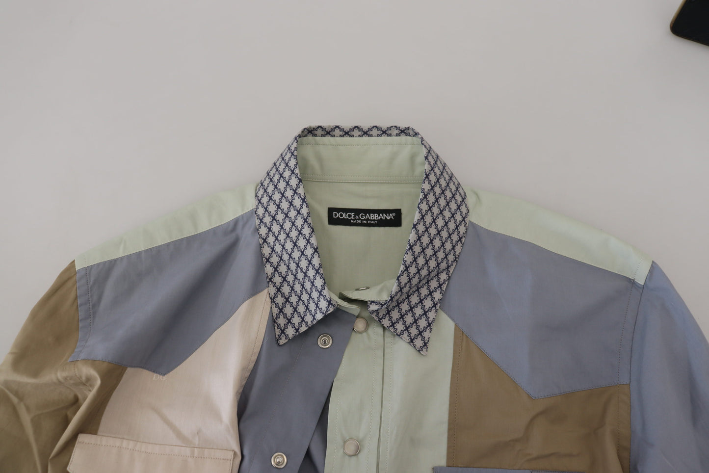 - Multicolor Slim Fit Casual Shirt