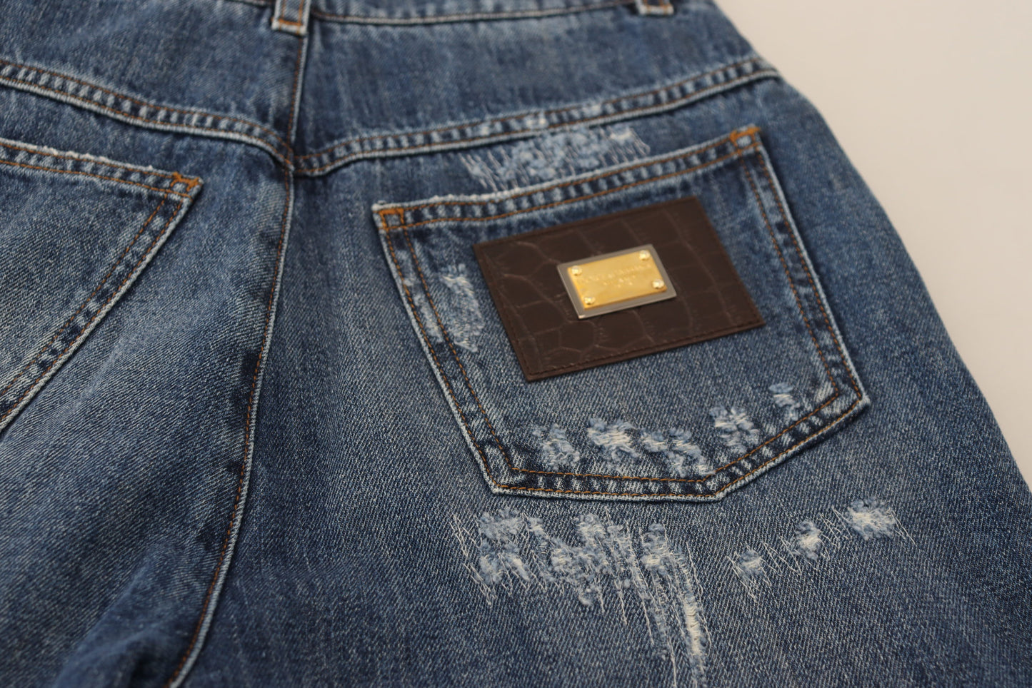 - Elegant Tattered Denim Jeans