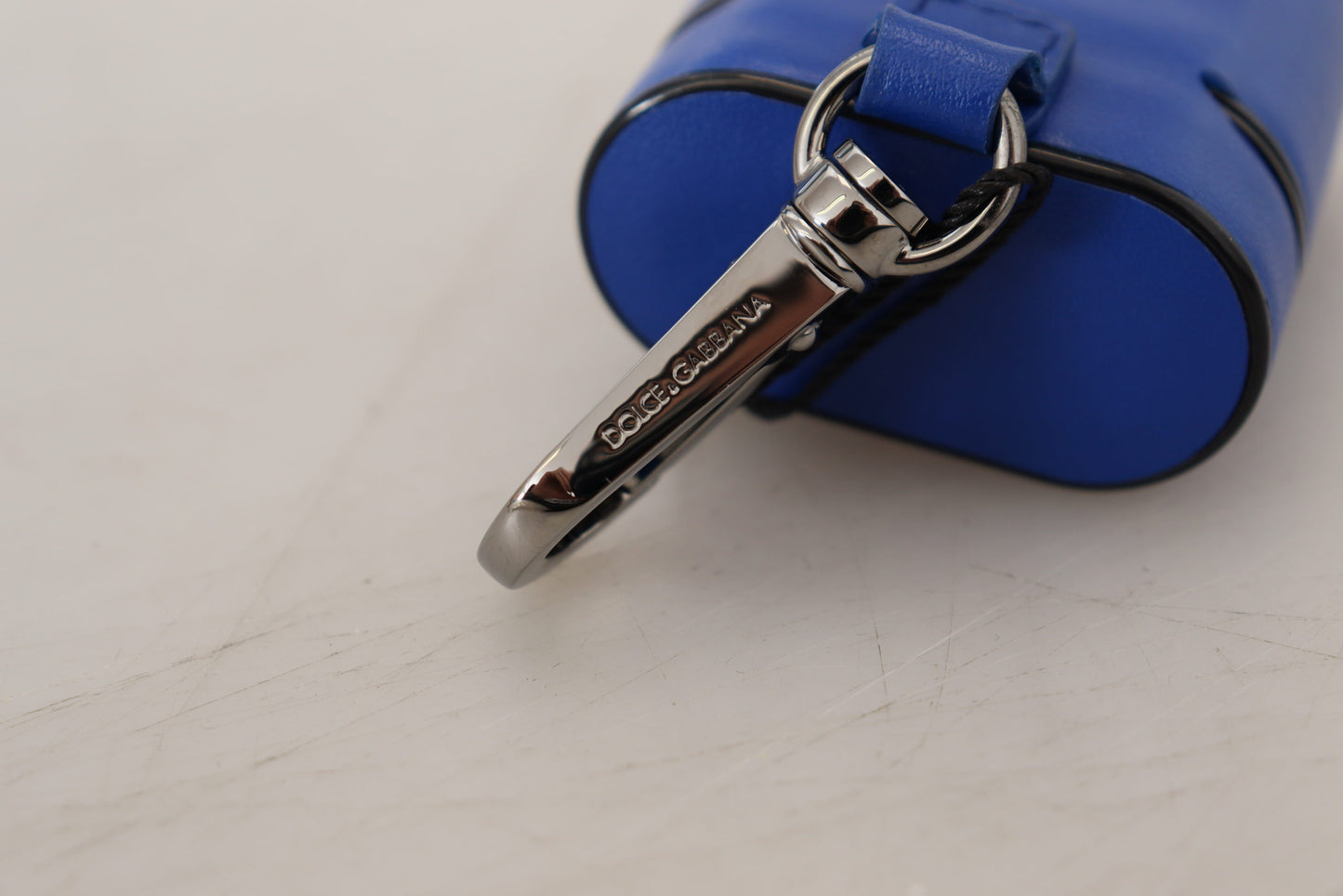 - Elegant Blue Leather Airpods Case