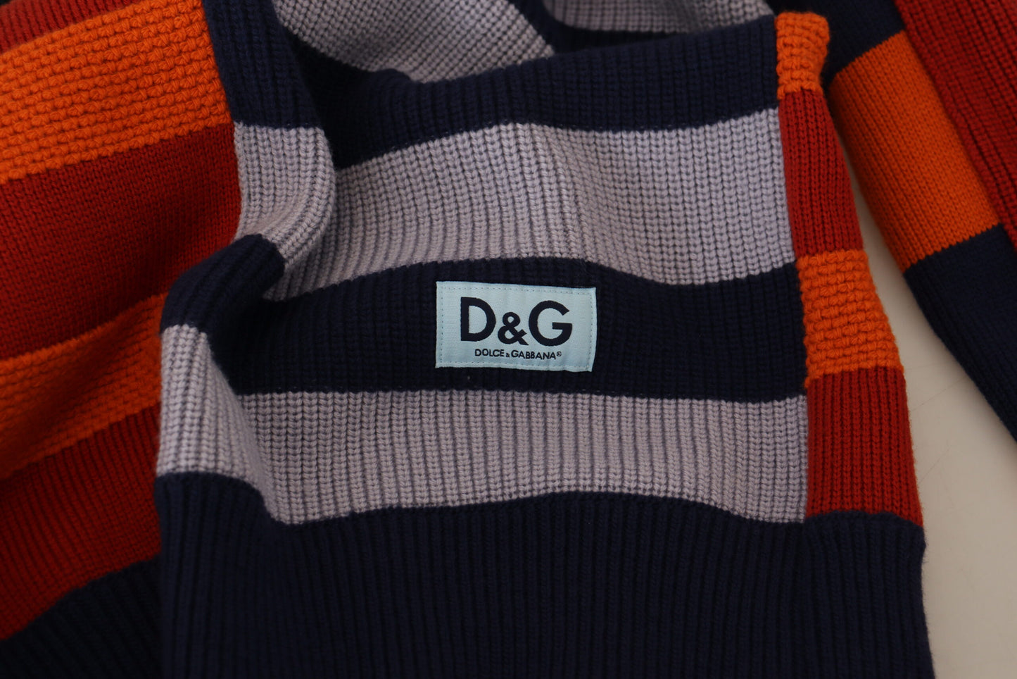- Pullover Sweater in Multicolor Stripes