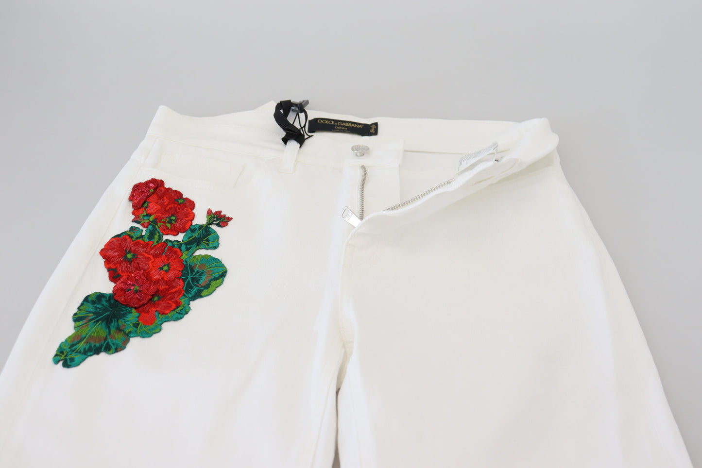 - Elegant White Mid Waist Skinny Jeans