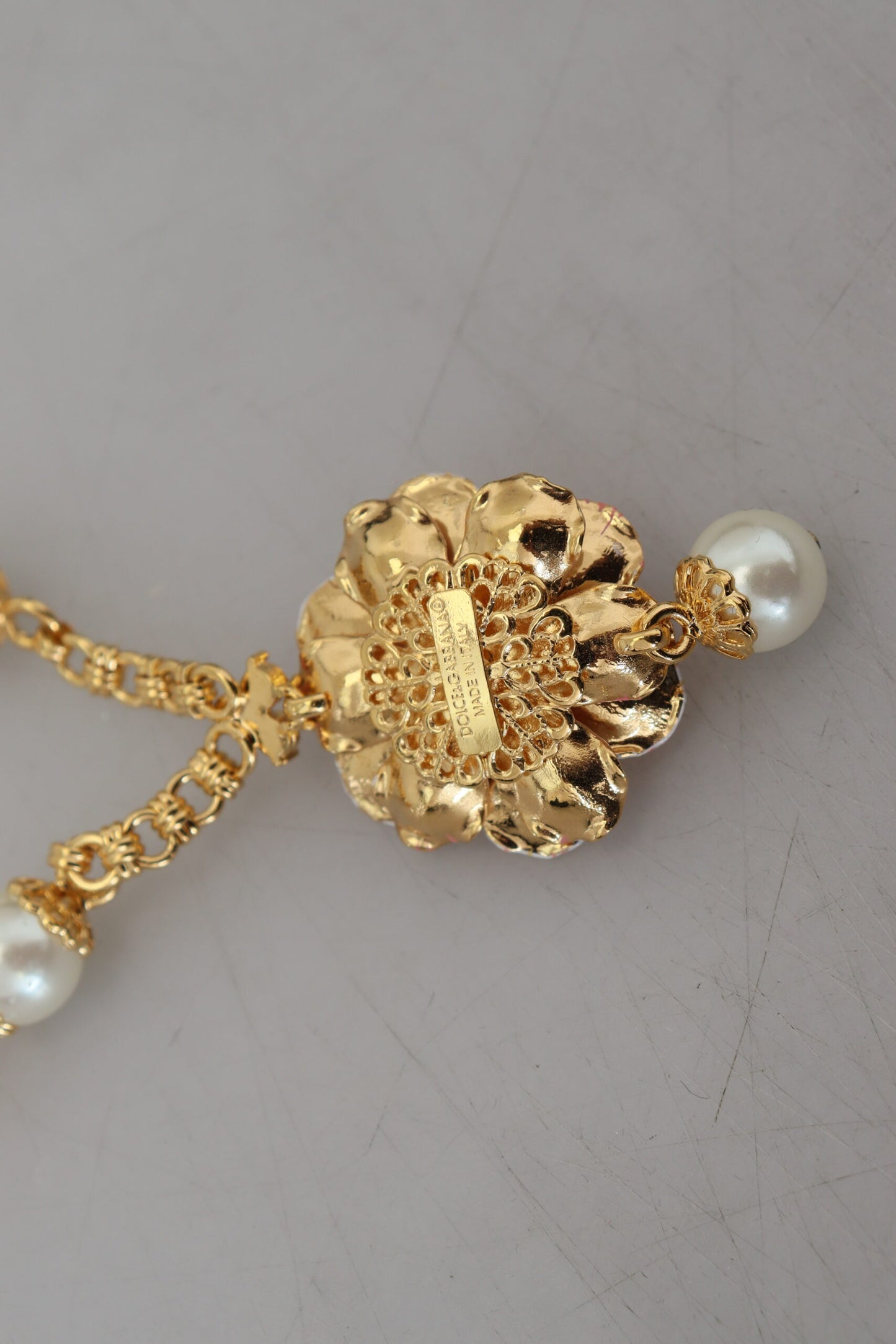 - Elegant Floral Statement Charm Necklace