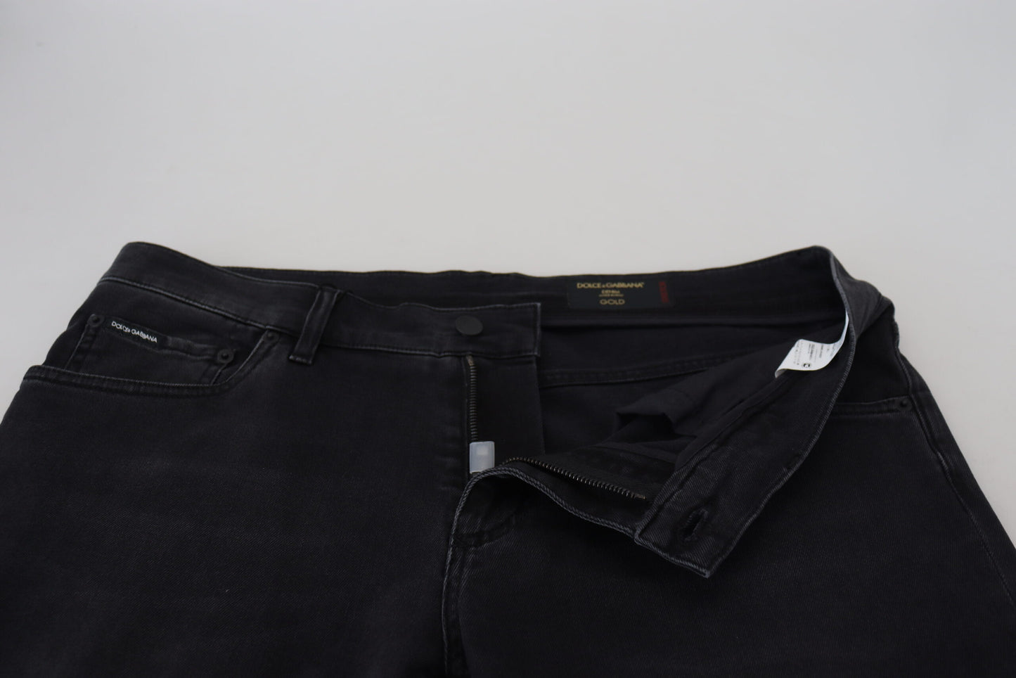 - Chic Black Skinny Denim Jeans