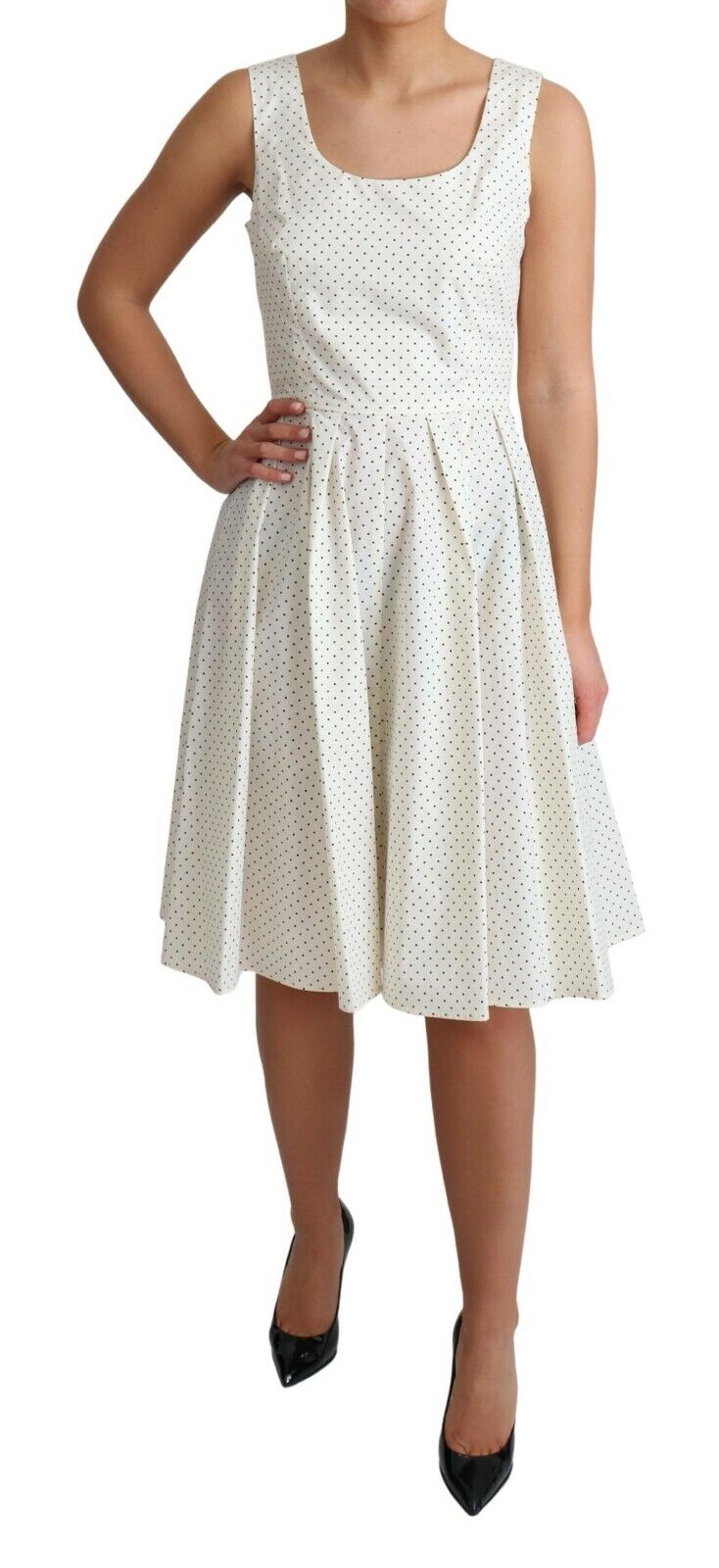 - Elegant Sleeveless A-Line Polka Dotted Dress