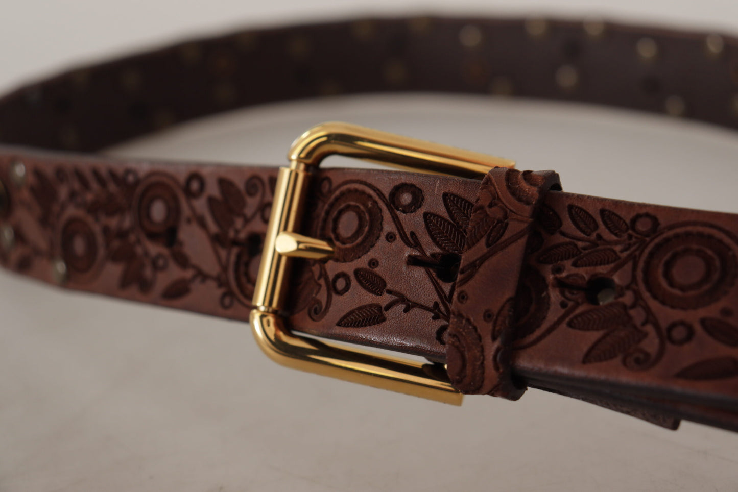- Elegant Leather Belt with Engraved Buckle