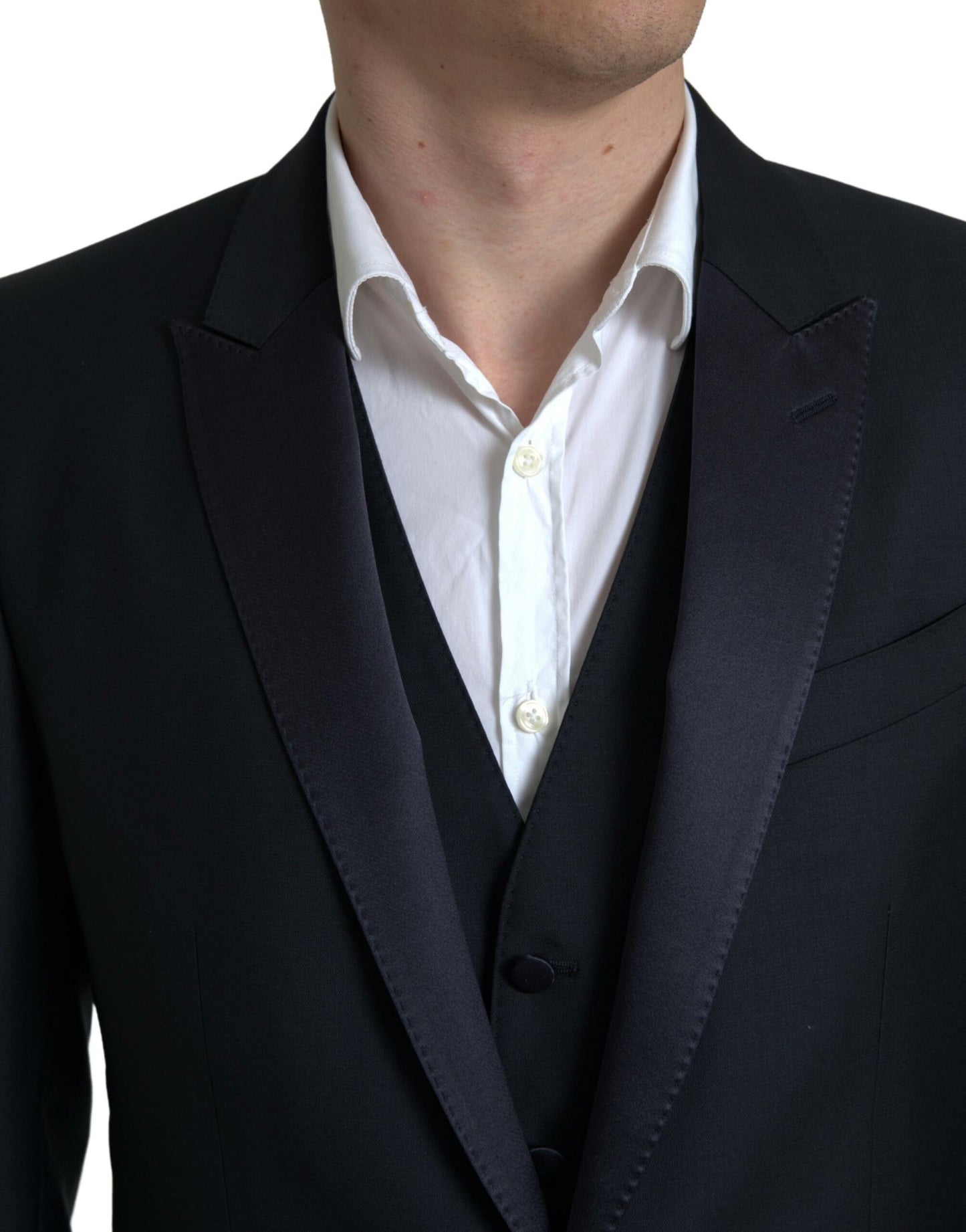 - Elegant Slim Fit Two-Piece Martini Suit