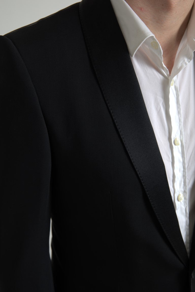 - Chic Slim Fit Virgin Wool Blazer