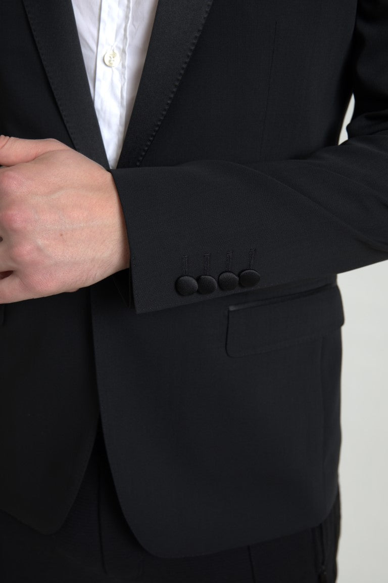 - Chic Slim Fit Virgin Wool Blazer