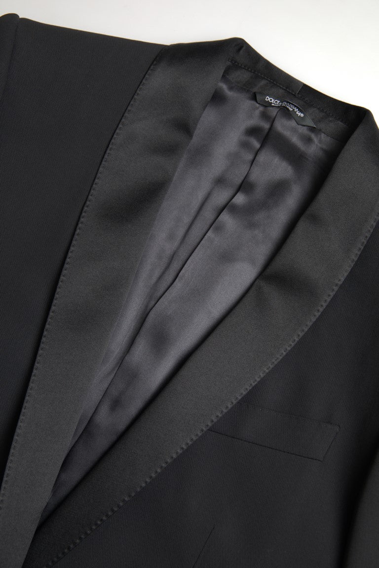 - Chic Slim Fit Virgin Wool Blazer
