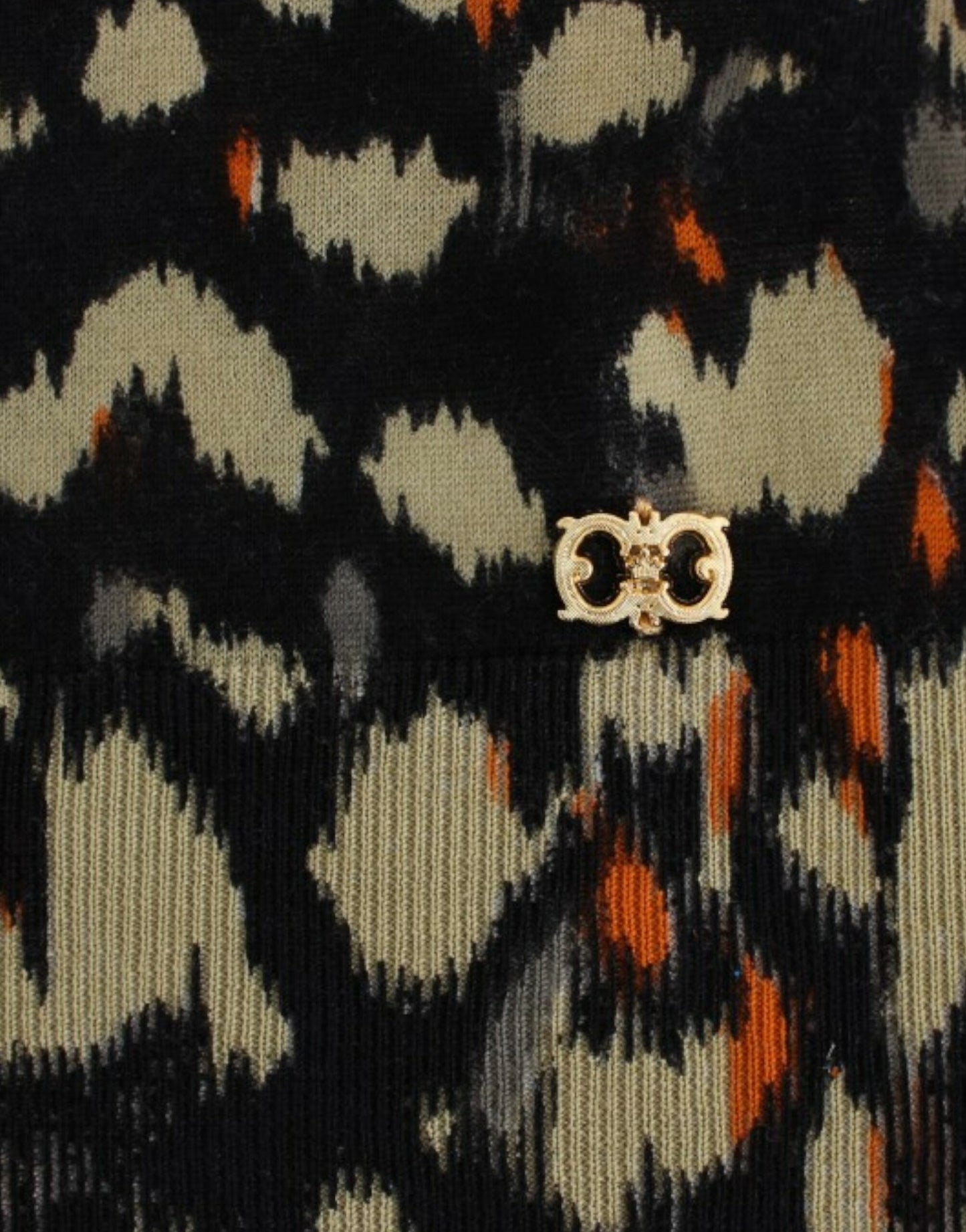 - Elegant Multicolor V-Neck Wool Jumper