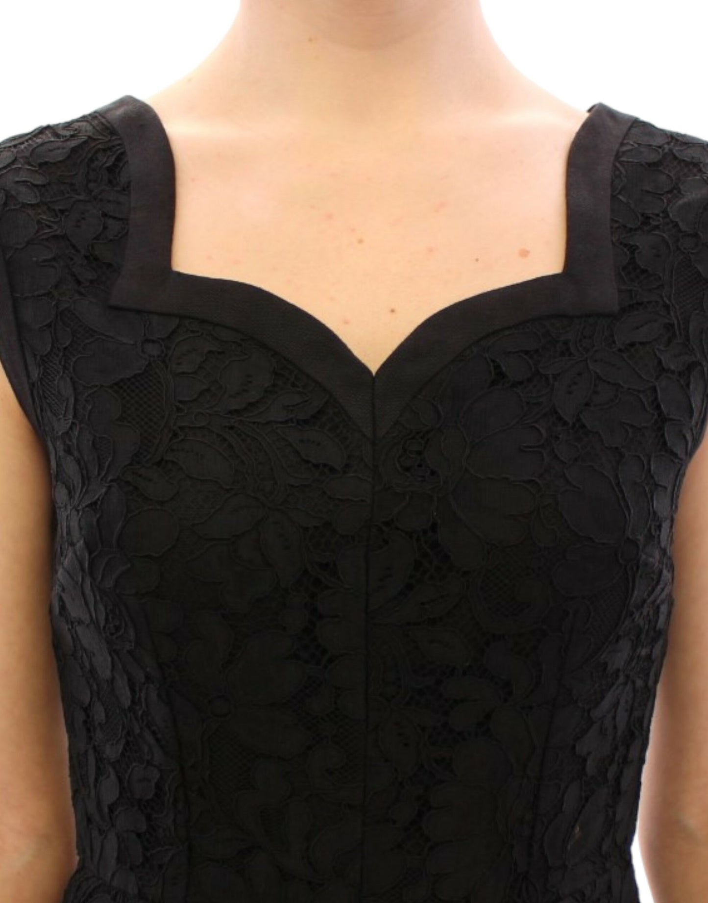 - Elegant Black Floral Lace Dress