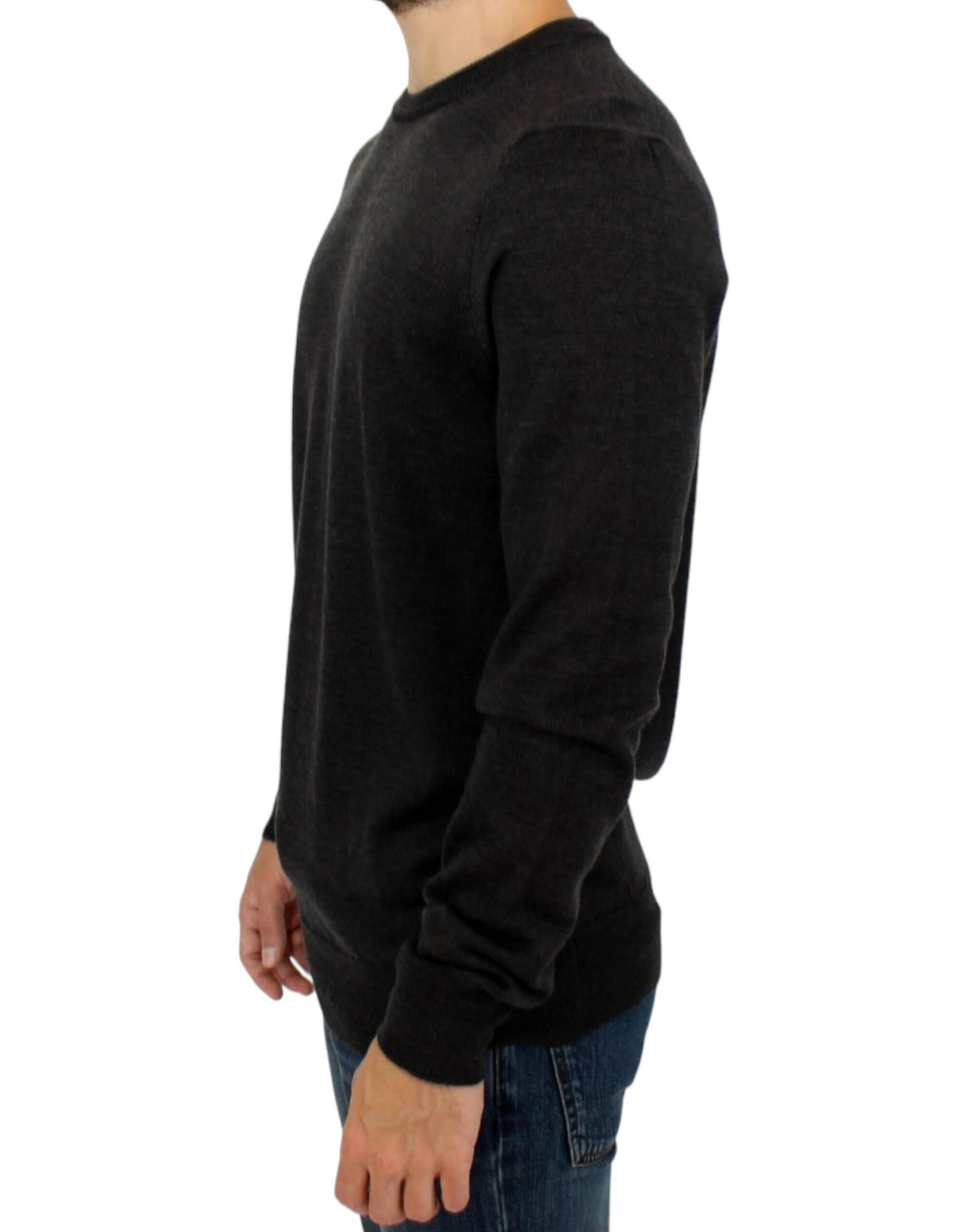 - Elegant Gray Crewneck Sweater Pullover