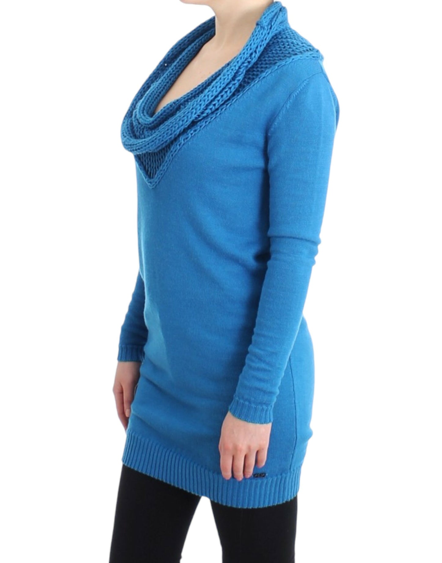 - Cozy Scoop Neck Blue Knit Sweater