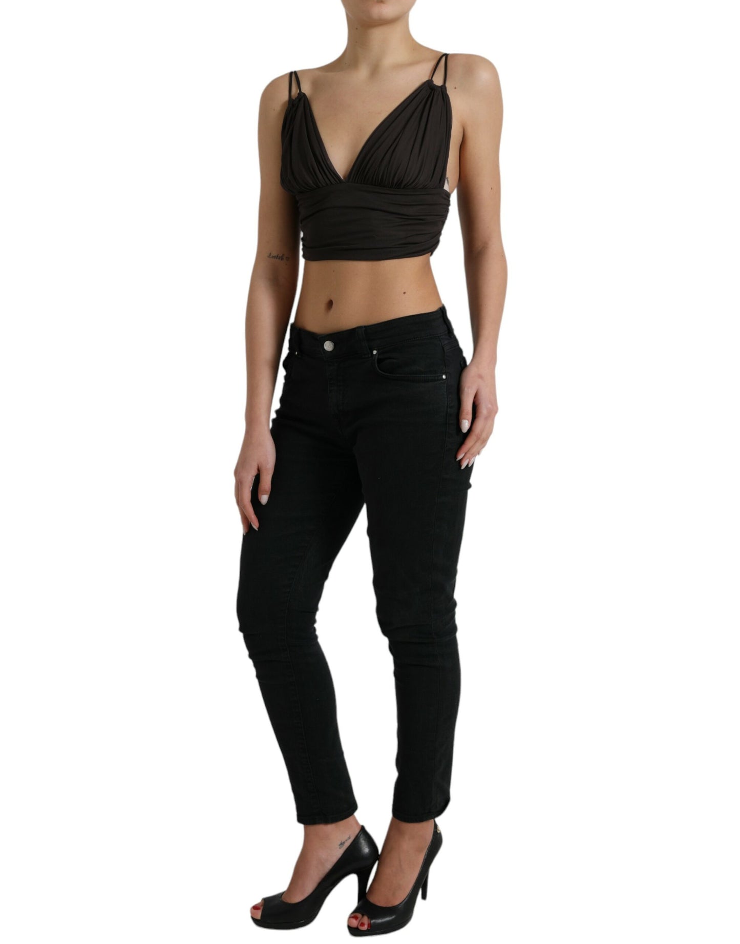 - Elegant Sleeveless Cropped Tank Top