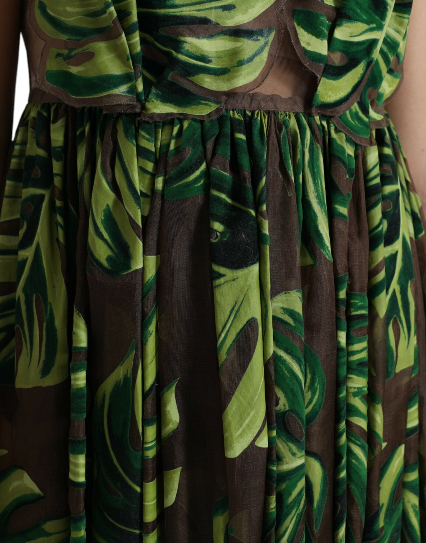 - Elegant A-Line Sleeveless Silk Blend Dress