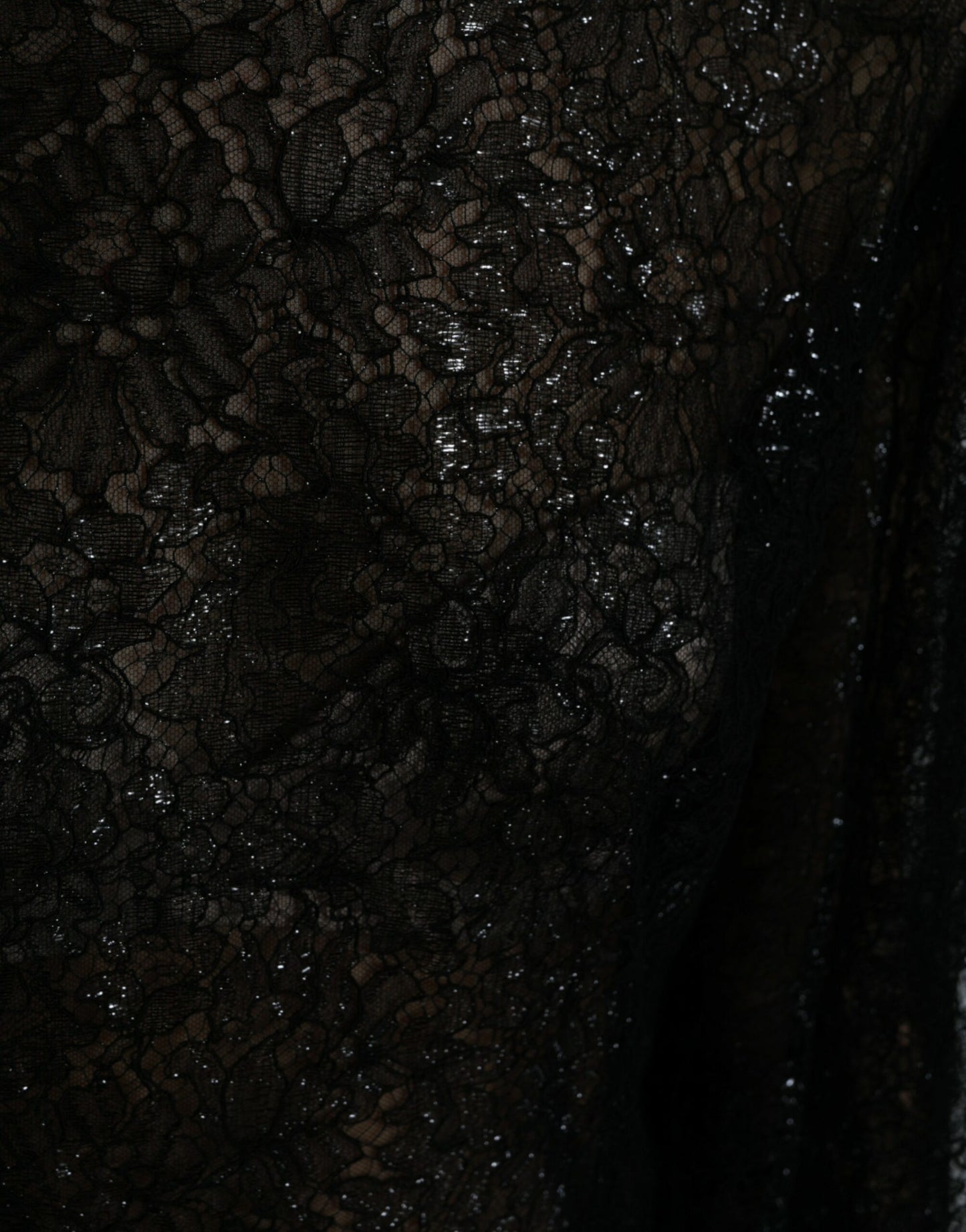 - Elegant Floral Lace Midi Dress