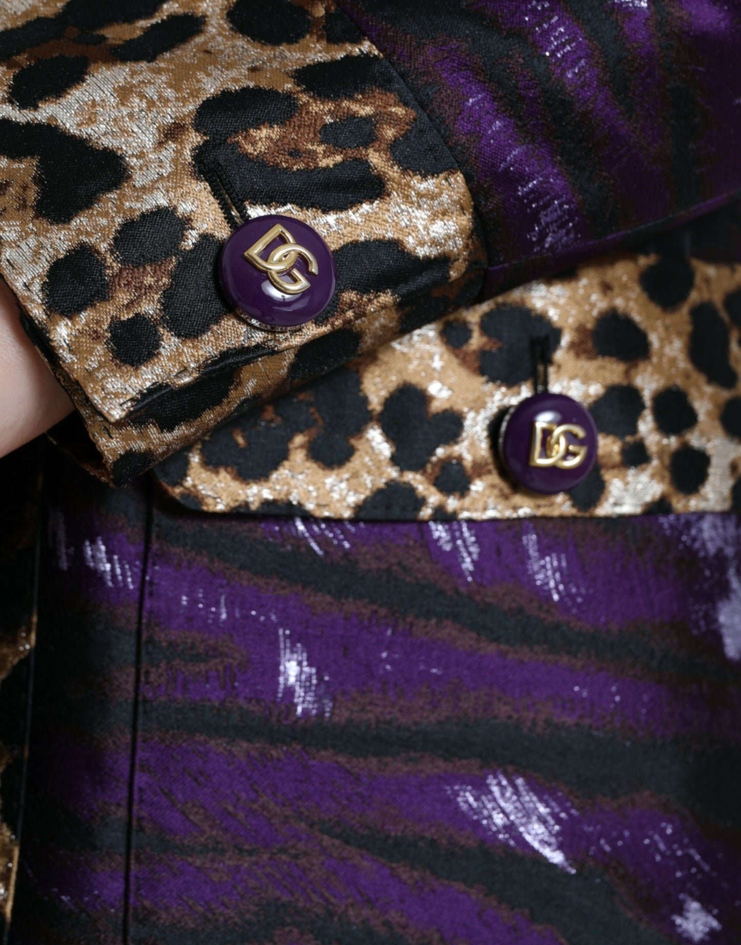 - Exquisite Jacquard Trench With Tiger Motif